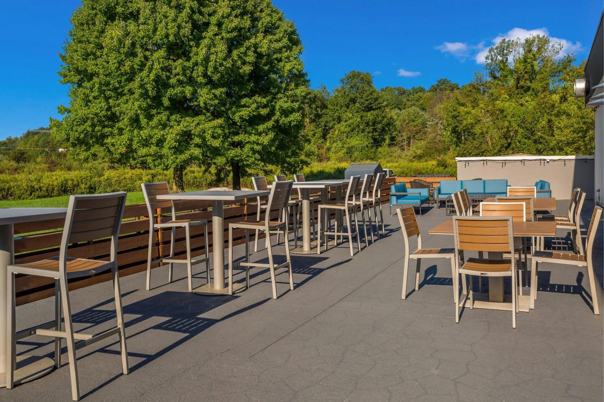 Courtyard Rockaway-Mount Arlington Hotel Exterior photo